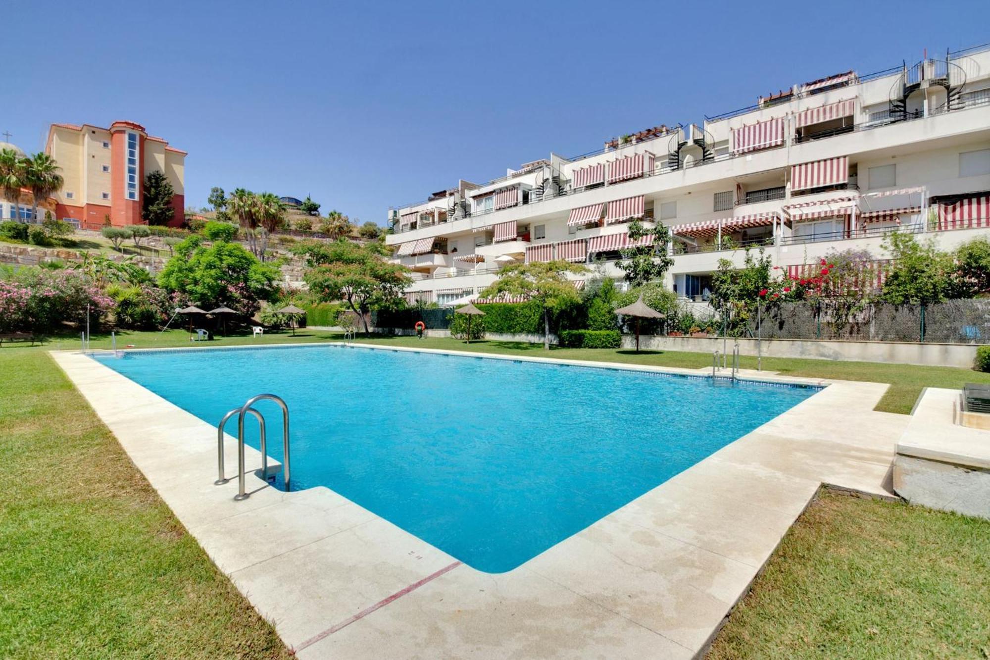 Del Parque Flats - Golf & Beach Terrace Málaga Exterior foto